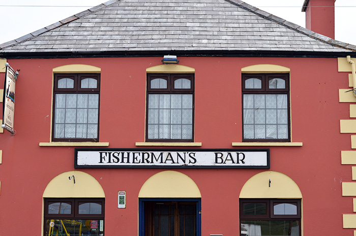 Fisherman's Bar, Portmagee // Nattie on the Road