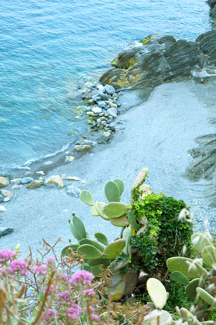 Quiet beach views // Nattie on the Road